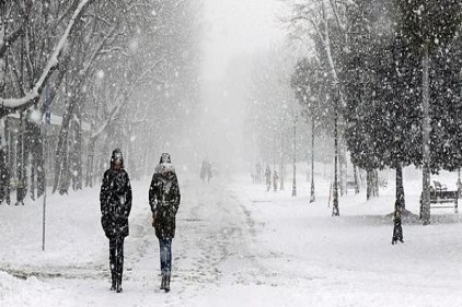 Balkanlar&#8217;dan soğuk ve yağışlı hava geliyor