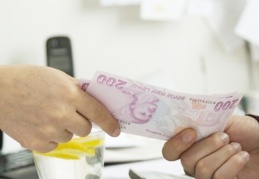 Bankacılık sektörü kredi hacmi 4 trilyon 898 milyar liraya yükseldi