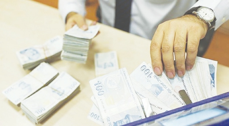 Bankacılık sektörünün kredi hacmi 8 milyar 409 milyon lira geriledi