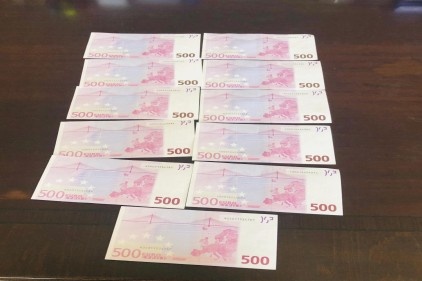 Bankaya sahte Euro verdi, yakalandı
