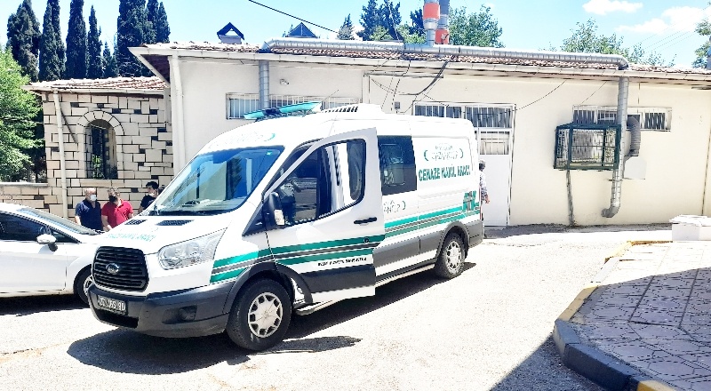 Banyoda kalp krizi geçirdi, hastanede hayatını kaybetti