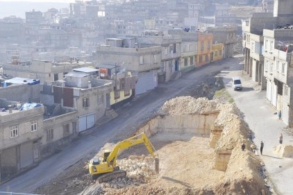 Barak Mahallesi&#8217;ndeki sosyal tesislerin inşaatına başlandı