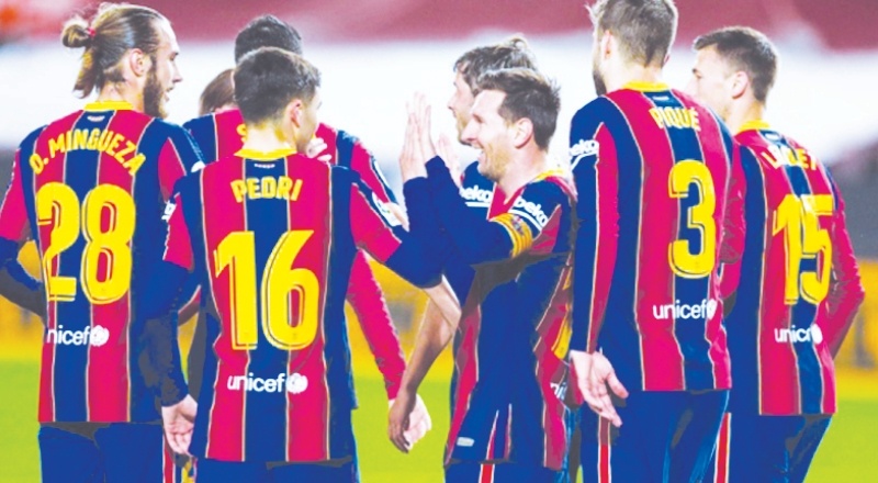 Barcelona 3 puanı 5 golle aldı