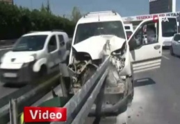 Bariyerlerin ok gibi saplandığı araçtan yaralı olarak kurtuldu