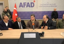 Barzani, depremin vurduğu İslahiye'de: "Türkiye güçlü yönetimiyle bu acıları geride bırakacaktır"