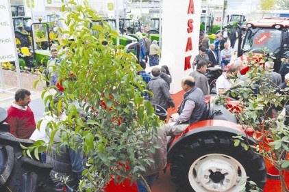 Başak Traktör, tarıma hizmet için üretti