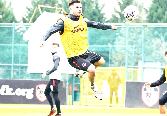 Dar alanda çift kale maç yapıldı