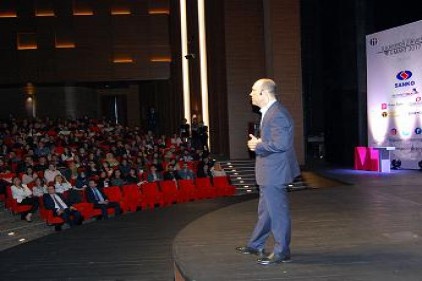 “Başarı emekle elde edilir. Çalışmadan emek vermeden başarılı olunamaz”