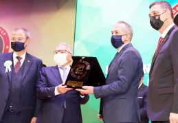 “Başarı tesadüf değildir”