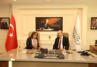 Başarılı bir kadına Büyükşehir Belediye Başkanlığı unvanını verildi