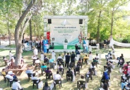 Başarılı öğrencilere hediye verildi