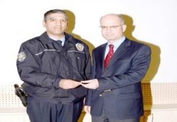 Başarılı polisler ödül aldı
