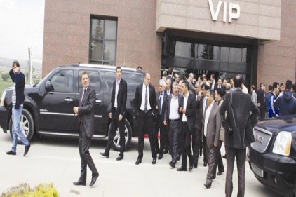 Başbakan geliyor diye ayaklandılar