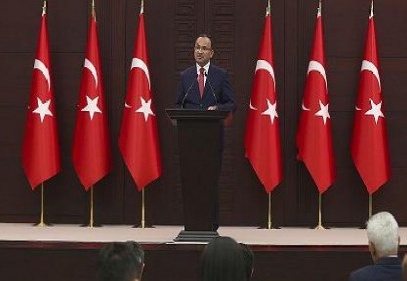 Başbakan ve başbakan yardımcılarının görev dağılımı yapıldı