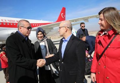 Başbakan Yardımcısı Şimşek: "Bu ülkeye bu elbise küçük geliyor"