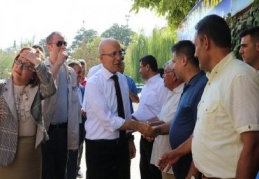 Başbakan Yardımcısı Şimşek esnafı ziyaret etti
