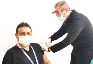 Başhekim Doç. Dr. Ertuğrul Kılıç koronavirüs aşısı oldu