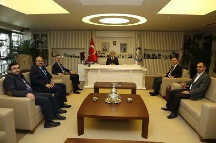 Başhekim Zengin&#8217;den Başkan Tahmazoğlu&#8217;na destek teşekkürü 