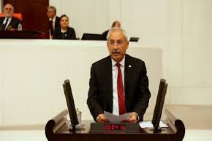 Basın; yasama, yürütme yargıdan sonra dördüncü güçtür