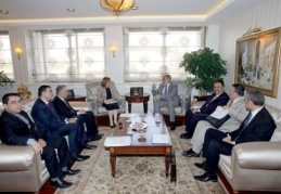 Başkan Şahin, Ankara’da kapı kapı dolaşıp, Bakanlar’dan destek istiyor