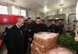 Başkan, zabıta ile esnafı denetledi 