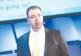 “Başkandan emirle para politikası olmaz”