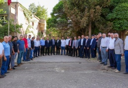 Başkanların ve üyelerin taleplerini, önerilerini dinledi