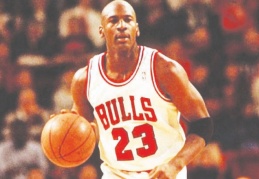 Basketbol efsanesi Michael Jordan'ın ayakkabılarına rekor fiyat!