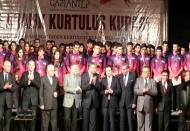 Basketbol Kurtuluş Kupası’nı Emine Nakıboğlu Koleji kazandı