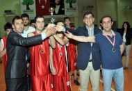 Basketbol turnuvasında 19 Mayıs Lisesi şampiyon oldu