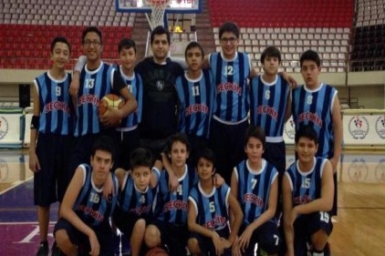 Basketbolda yarı finale yükseldi