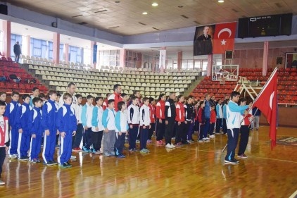 Basketbol&#8217;da Yarı Finalleri Gaziantep&#8217;te başladı