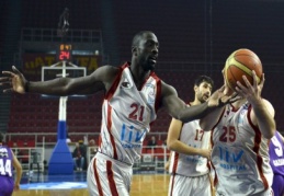 Basketbolda yükü yabancılar çekiyor