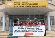 Bayan Futsal Takımına Türkiye Şampiyonası’nda destek 