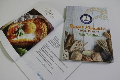 Bayat ekmek kitabı çok israfı önleyecek