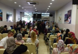 Bayram alış-verişi yaptılar