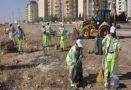 Bayram temizliği Karataş’ta başladı