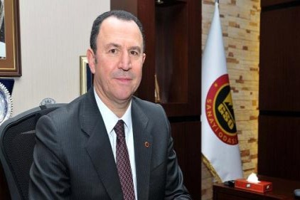"Bayramlar birlikteliğimizi ve kardeşliğimizi pekiştirmemiz için vesiledir"