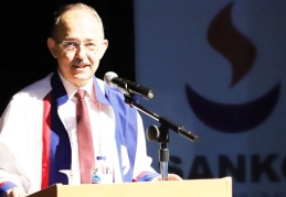 Bayramlaşma geleneğini yaşatabilmeliyiz