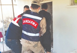 Bazı adreslere koçbaşı kullanılarak girildi