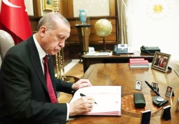 Bazı bakanlıklar ile kamu kurum ve kuruluşlarında atama ve görevden almalar Resmî Gazete'de