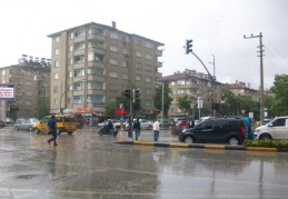Bazı bölgelere dolu yağdı