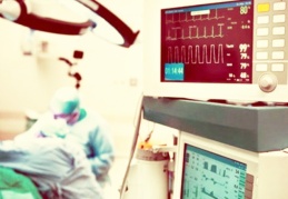 Bazı tıbbı ürünlerin gümrük girişleri ile hastanelerin alış fiyatları arasında yüzde 2 bin 500’lere varan farklar var