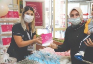 Bebekler için en sağlıklı besin olan anne sütü