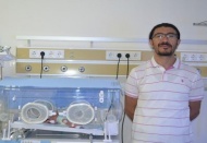 Bebeklerde sarılığın erken tespiti ve takibi oldukça önemli