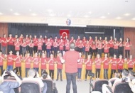 Beden perküsyon ve halk müziği gösterilerini sundular