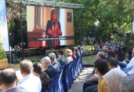 Bedeninde eksikliği olan aslında engelli değil, onların önüne koyduklarımız engel