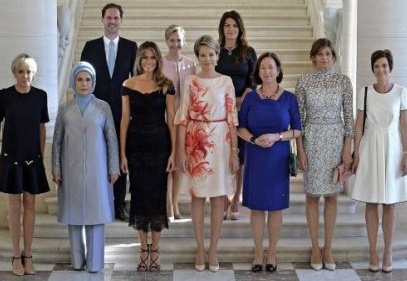 Belçika'da Lider Eşleri Toplantısı 9 Kadın, 1 Erkek 