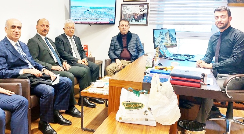 Belediye başkanları milletvekillerini ziyaret etti