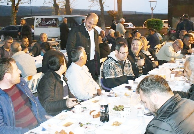 Belediye personeli iftarda buluştu